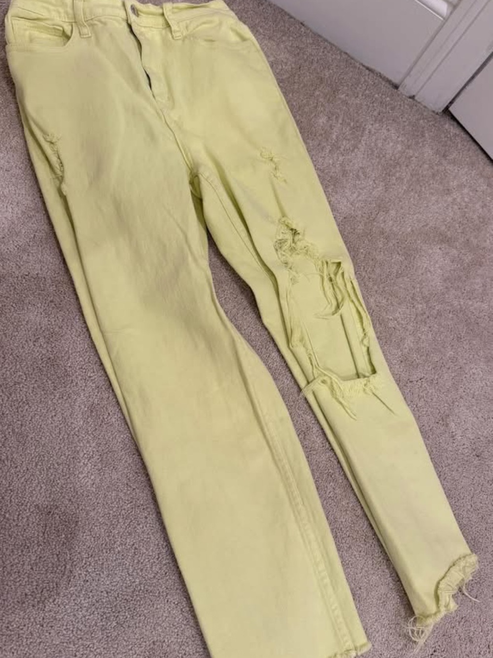 Vibrant Pale Yellow Skinny Jeans